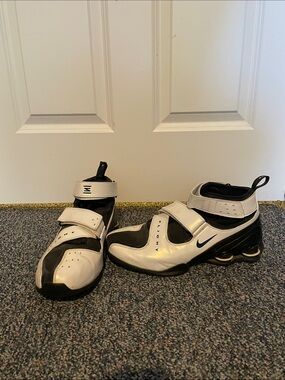 Nike Shox Flight Basketball Shoes - Size 12